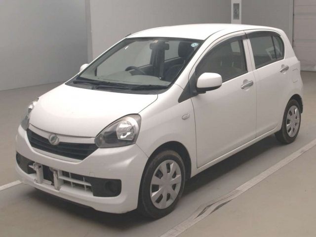 53030 DAIHATSU MIRA E S LA300S 2016 г. (TAA Kantou)